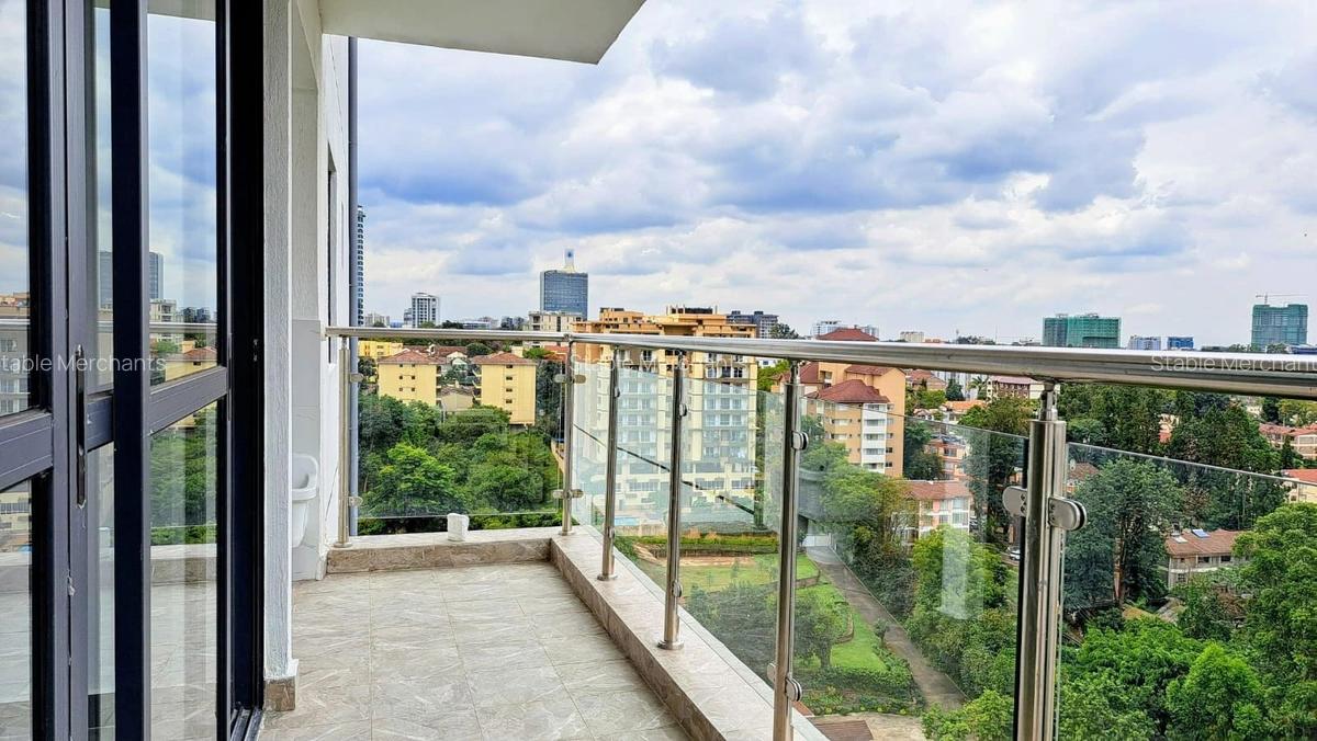 2 Bed Apartment with En Suite in Riverside - 10