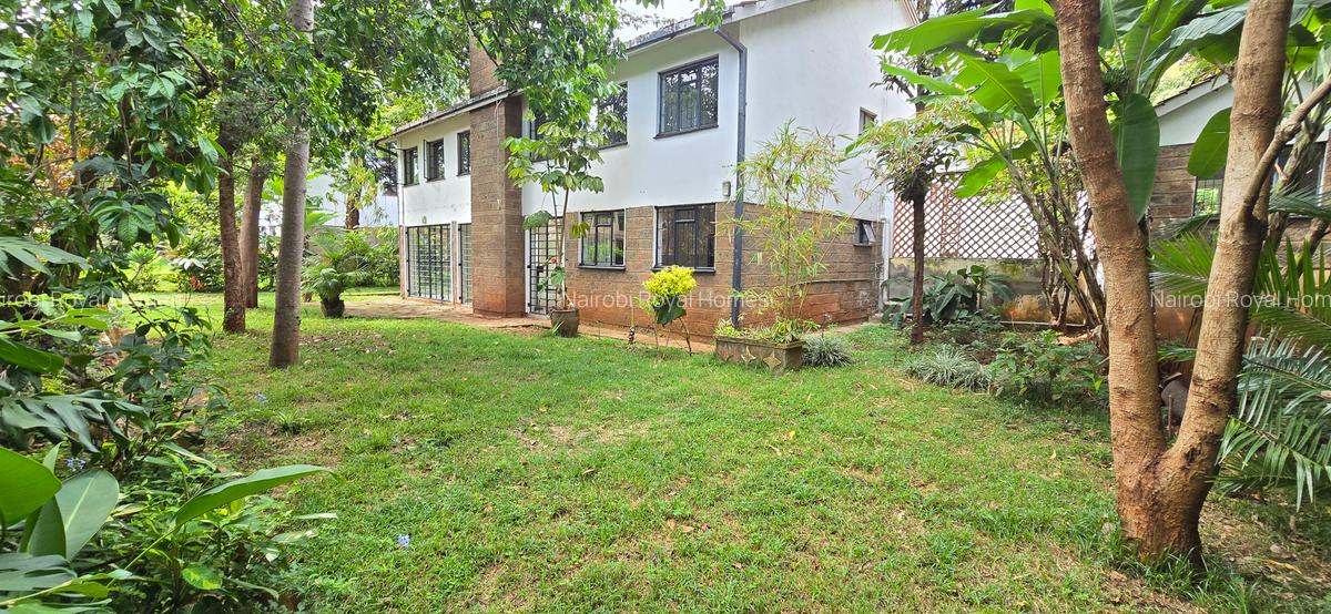 4 Bed Townhouse with En Suite at Lavington Off James Gichuru - 7