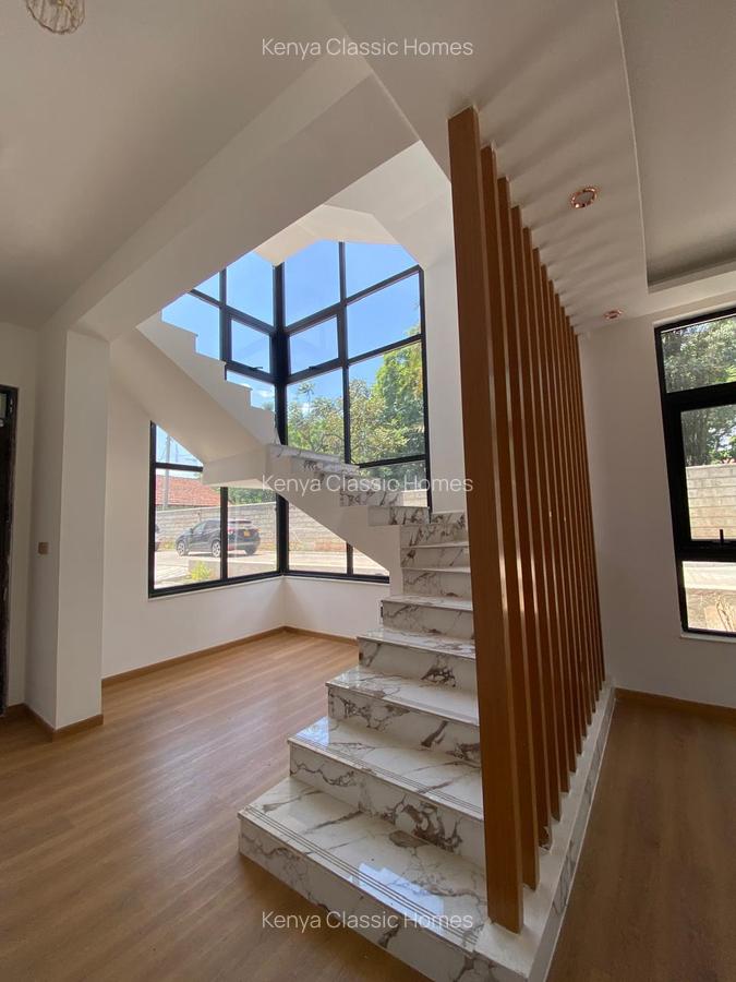 5 Bed Villa with En Suite at Lavington - 12