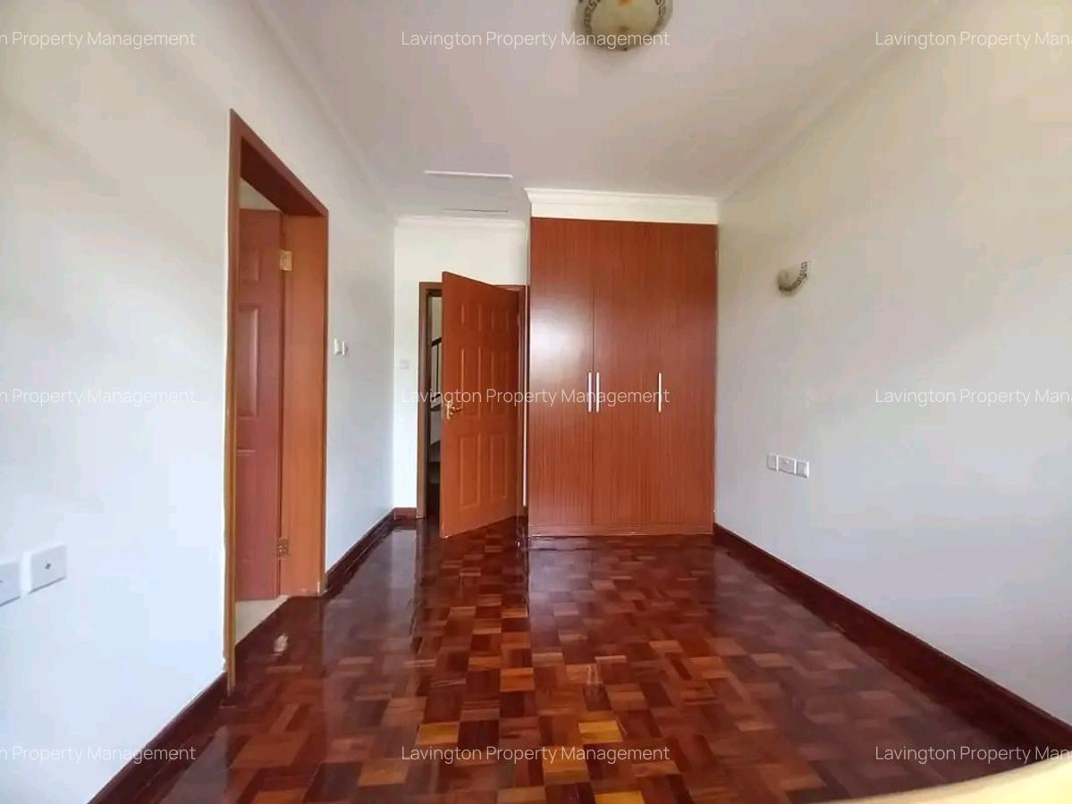 4 Bed Townhouse with En Suite at Loresho - 10