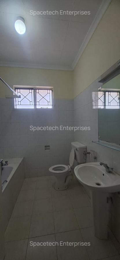 5 Bed House with Staff Quarters in Gigiri - 16