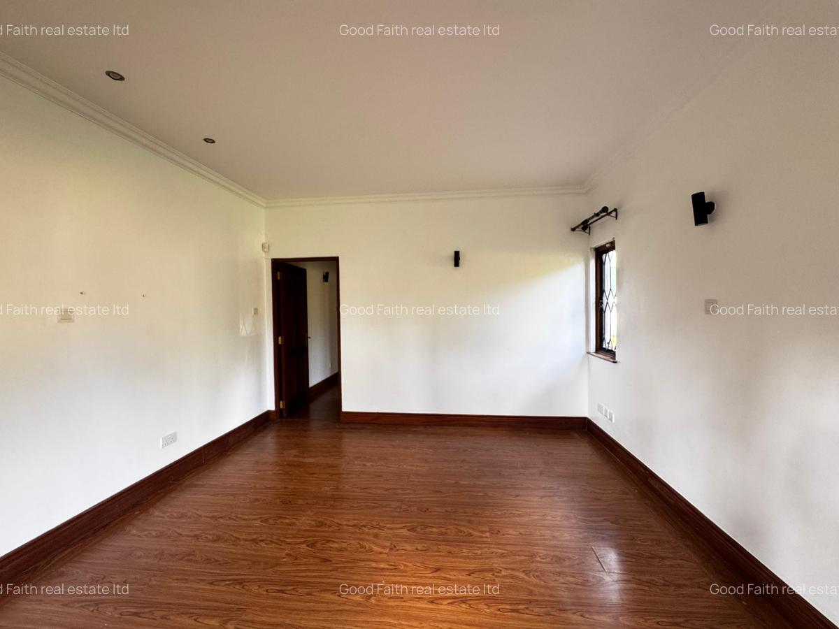 3 Bed House with En Suite in Gigiri - 11