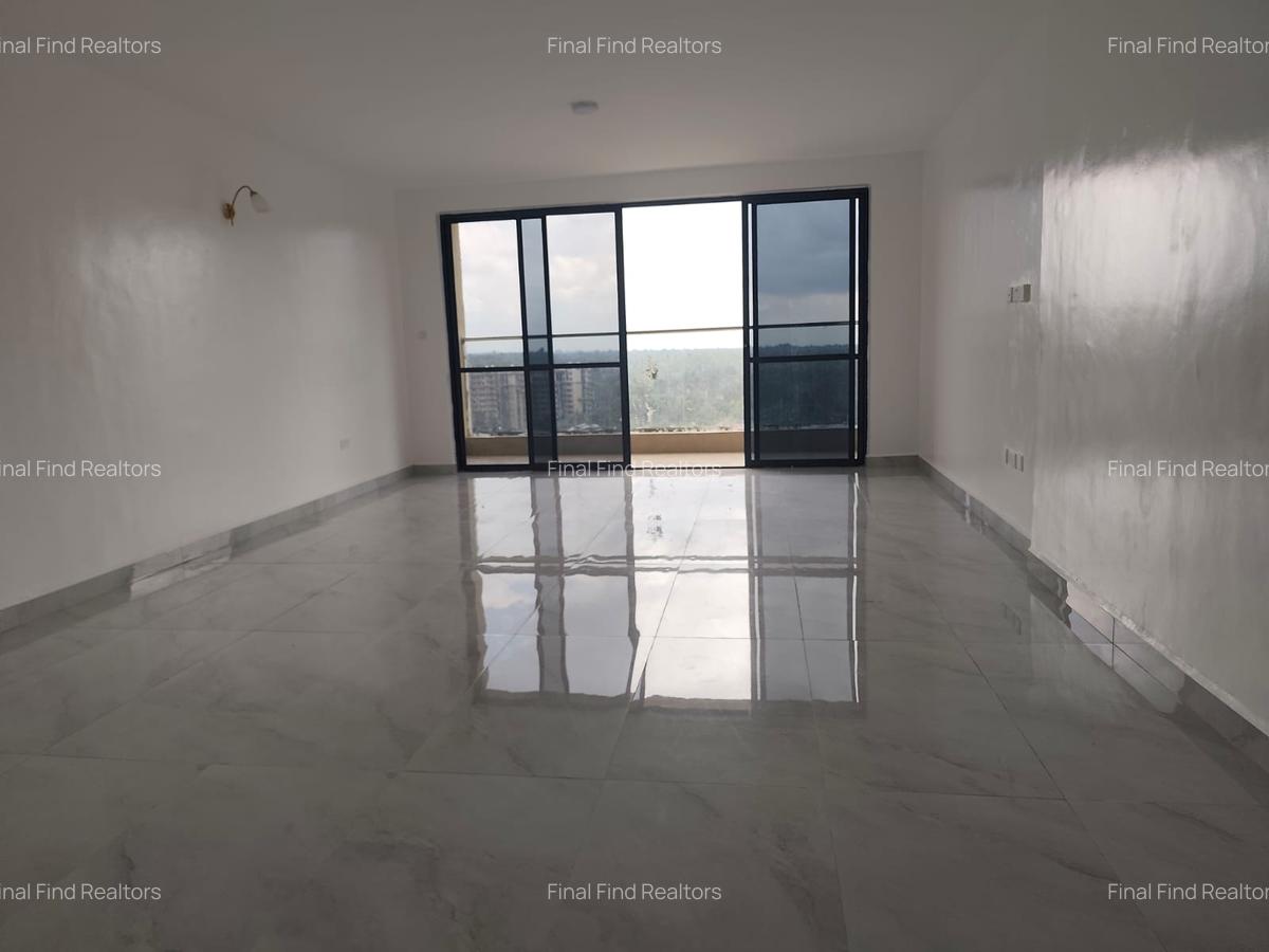 4 Bed Apartment with En Suite in Parklands - 5