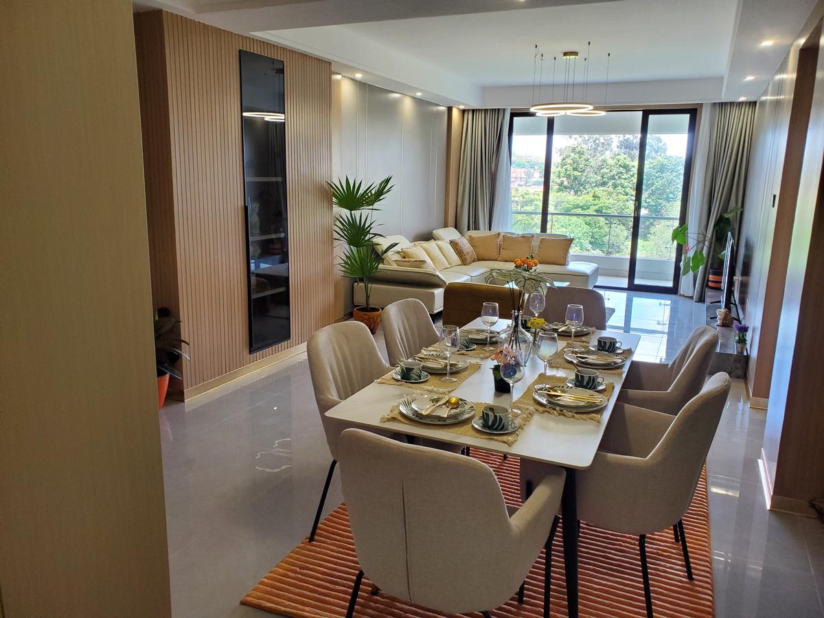 3 Bed Apartment with En Suite at Riverside - 3