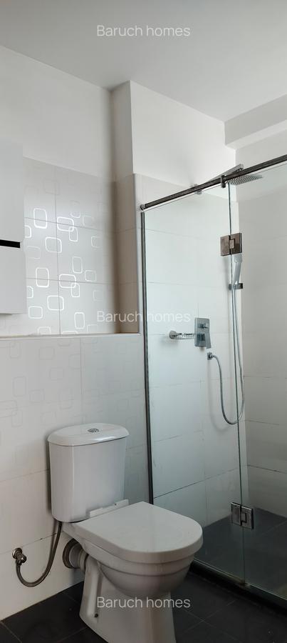 4 Bed Villa with En Suite in Runda - 17