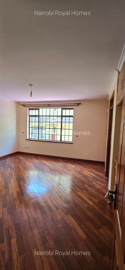 4 Bed Townhouse with En Suite at Lavington Green - 16