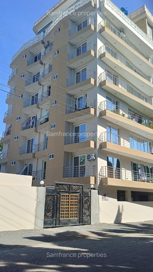 Serviced 4 Bed Apartment with En Suite at Beach Road - 1