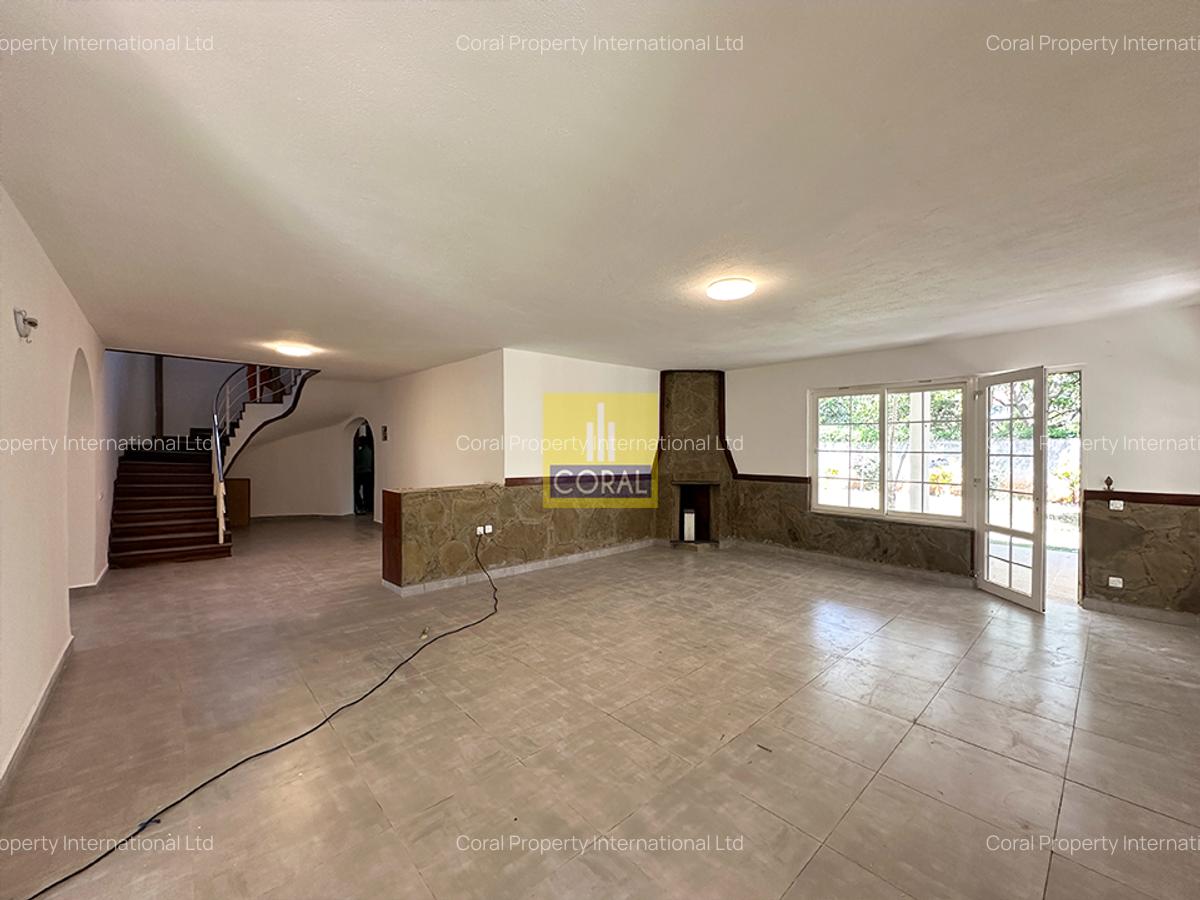 6,000 ft² Commercial Property in Karen - 1