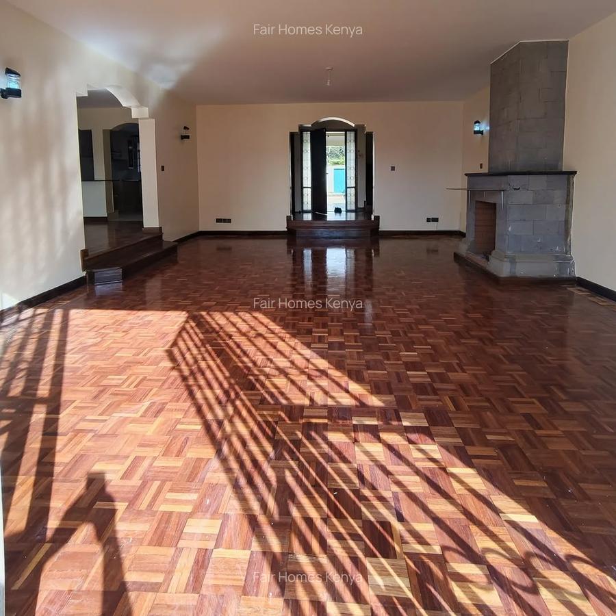 4 Bed Townhouse with En Suite at Lavington Green - 5