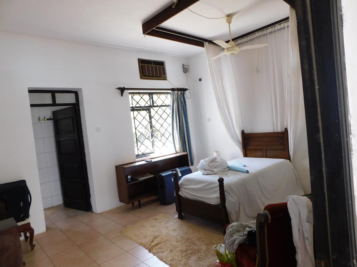 4 Bed House with En Suite in Shanzu - 13