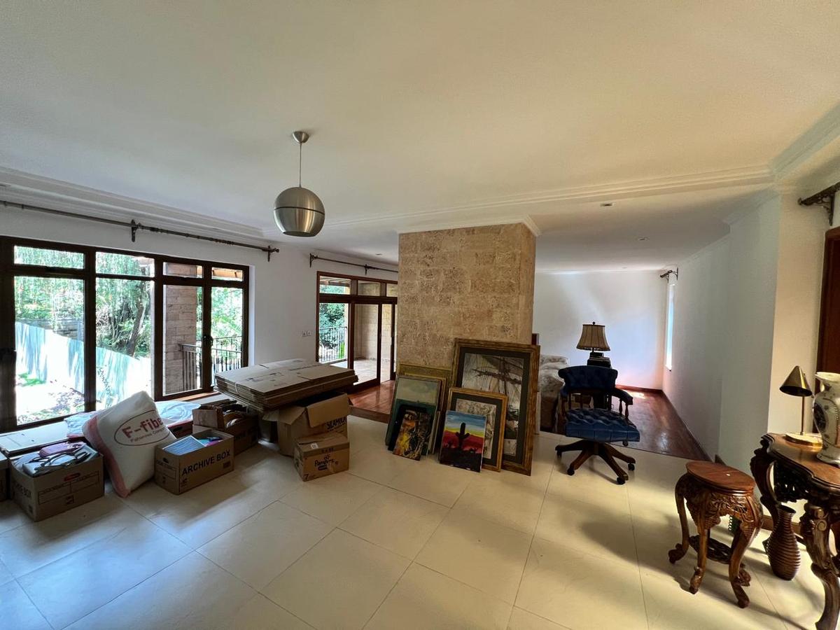 4 Bed Townhouse with En Suite in Lavington - 5
