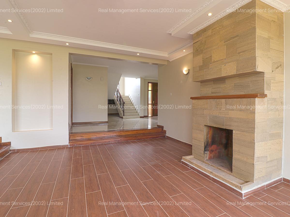 4 Bed House with En Suite in Kiambu Road - 4