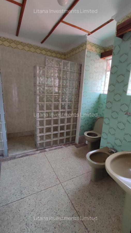 5 Bed House with Staff Quarters in Lavington - 14