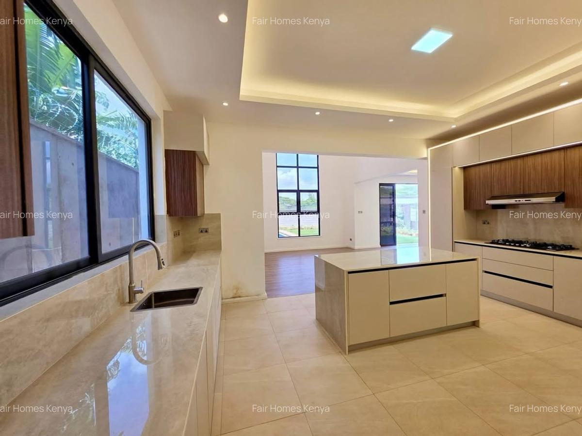 5 Bed Townhouse with En Suite at Mzima Springs - 6