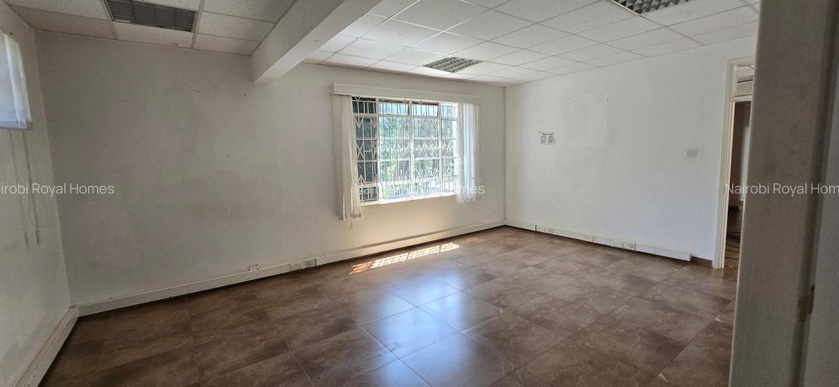 Commercial Property with Backup Generator at Westgate Area - 13