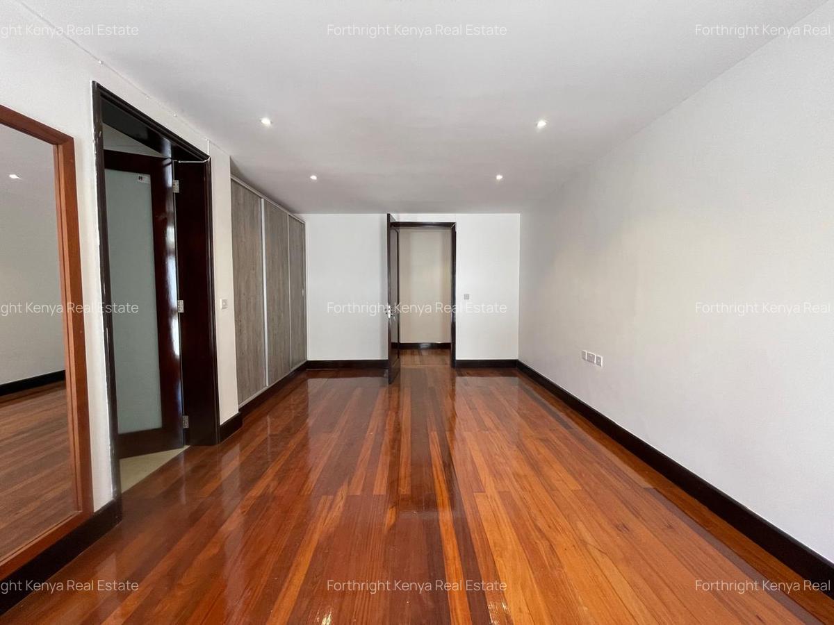 4 Bed House with En Suite at Runda - 19