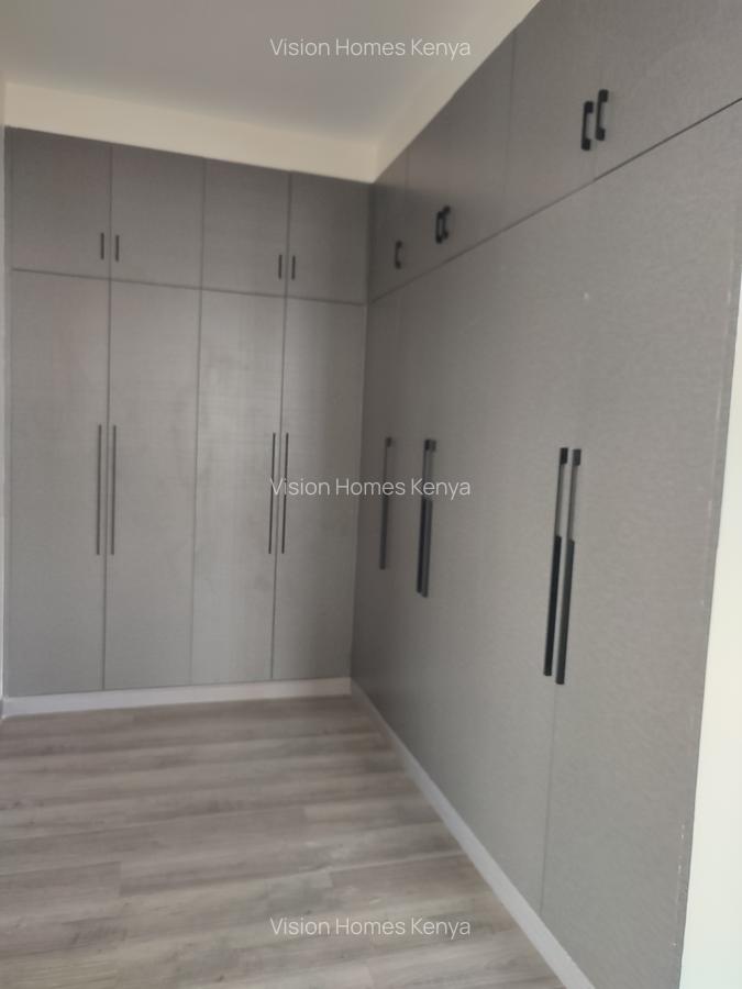 4 Bed Apartment with En Suite in Lavington - 10