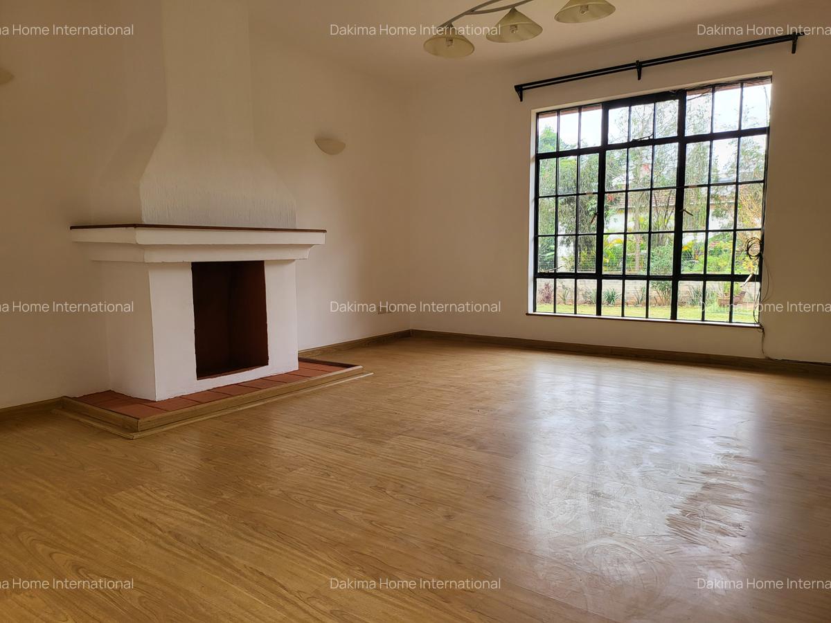 4 Bed House with En Suite in Runda - 4