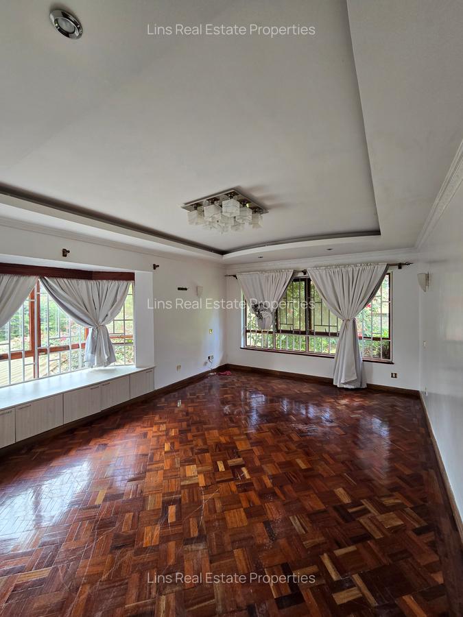 5 Bed Townhouse with En Suite in Runda - 13