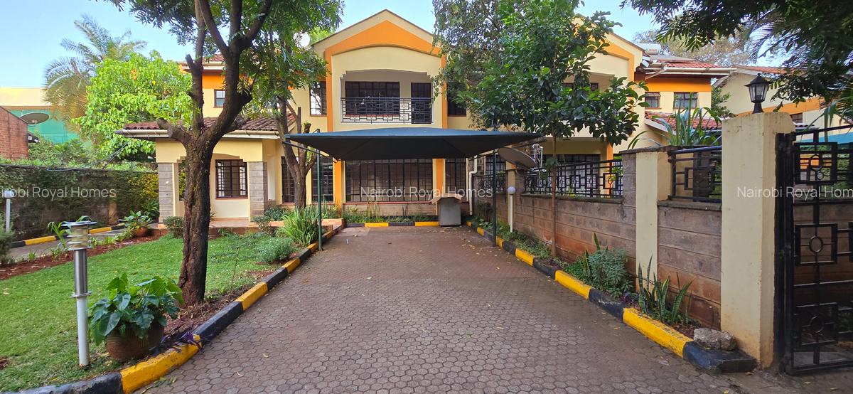 4 Bed Townhouse with En Suite at Off Convent Drive - 6