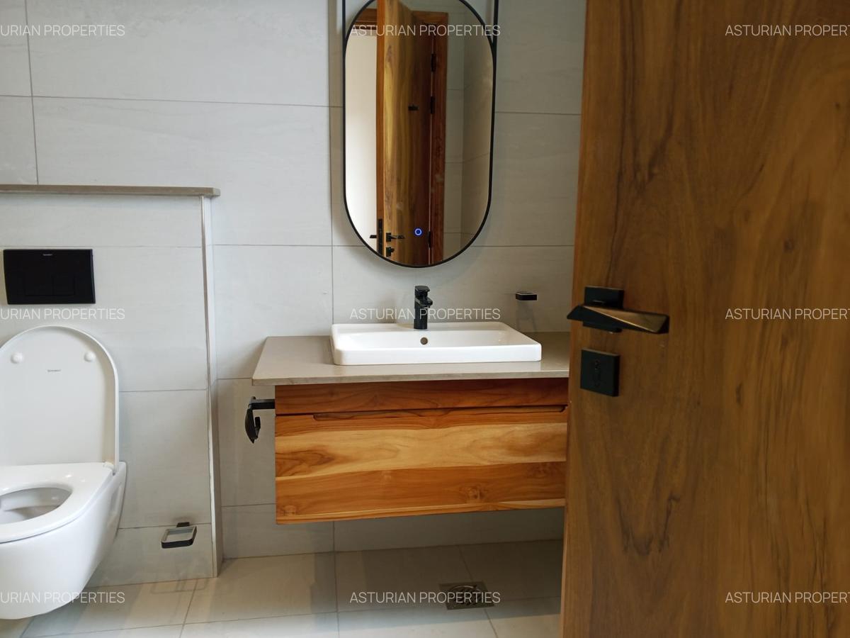 4 Bed Apartment with En Suite in Westlands Area - 4