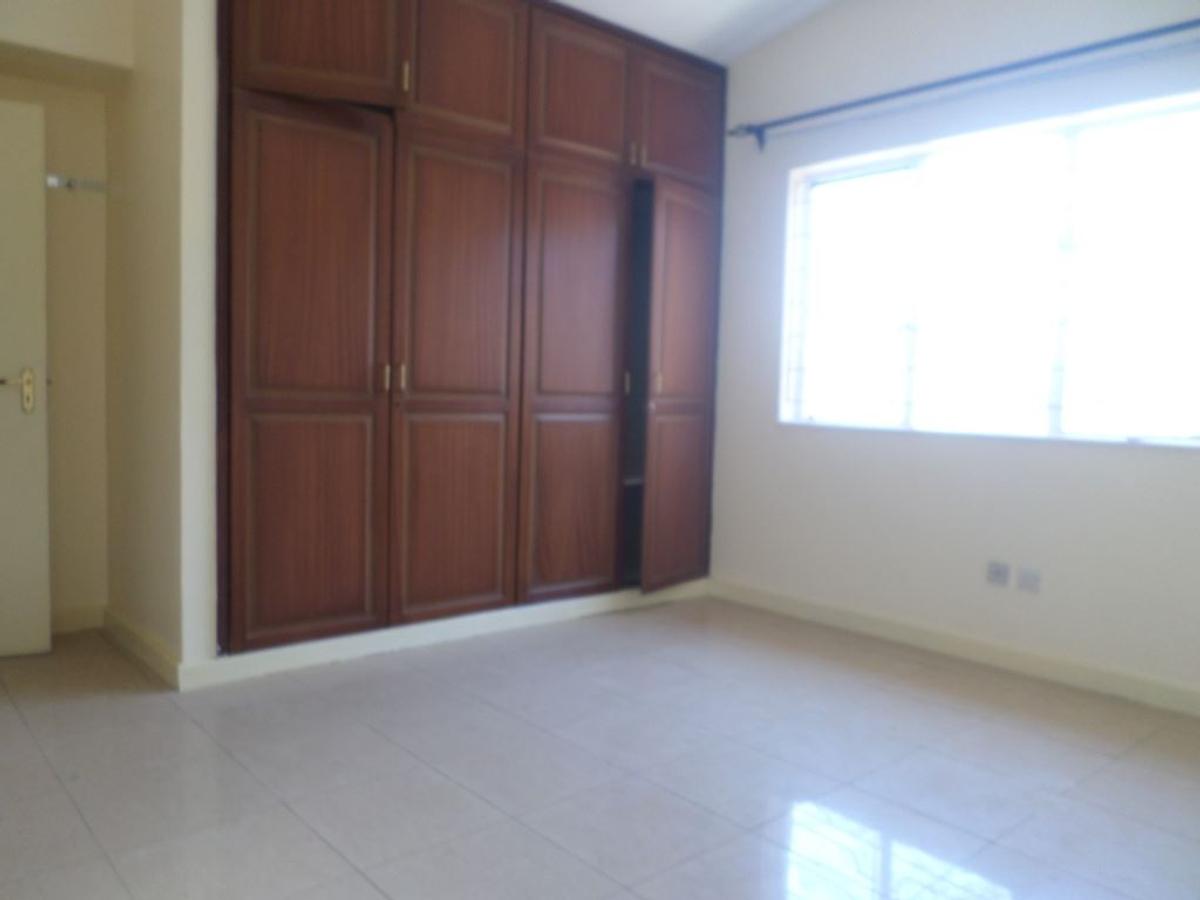 3 Bed House with En Suite at Kilimani - 11