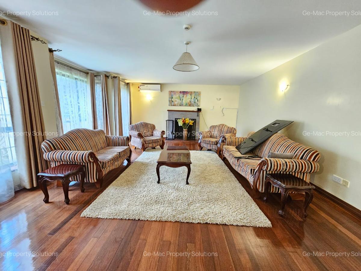 5 Bed House with En Suite in Runda - 4