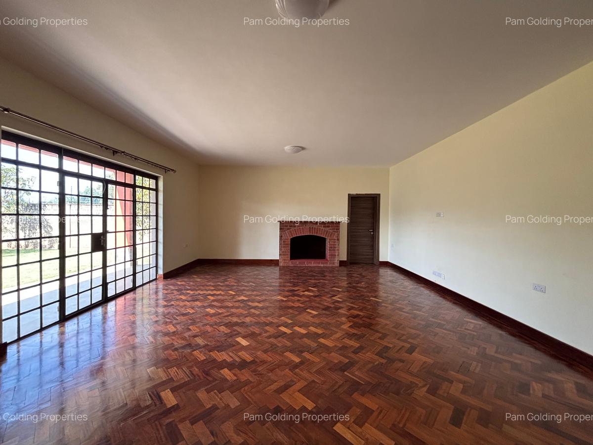 3 Bed Apartment with En Suite in Runda - 5