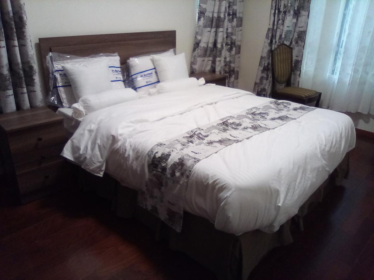 Serviced 1 Bed Apartment with En Suite at Lavington - 9