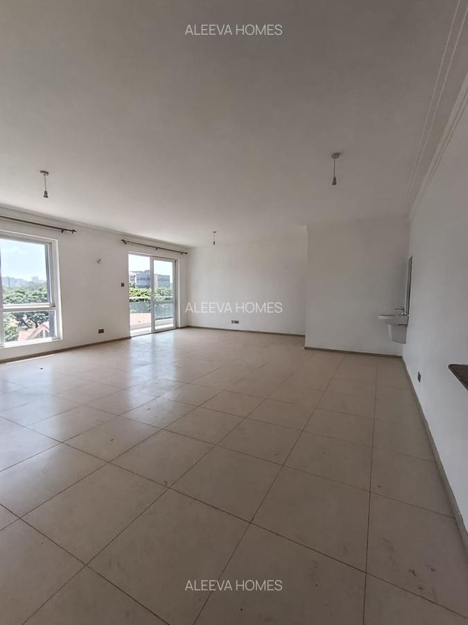 3 Bed Apartment with En Suite in Westlands Area - 1