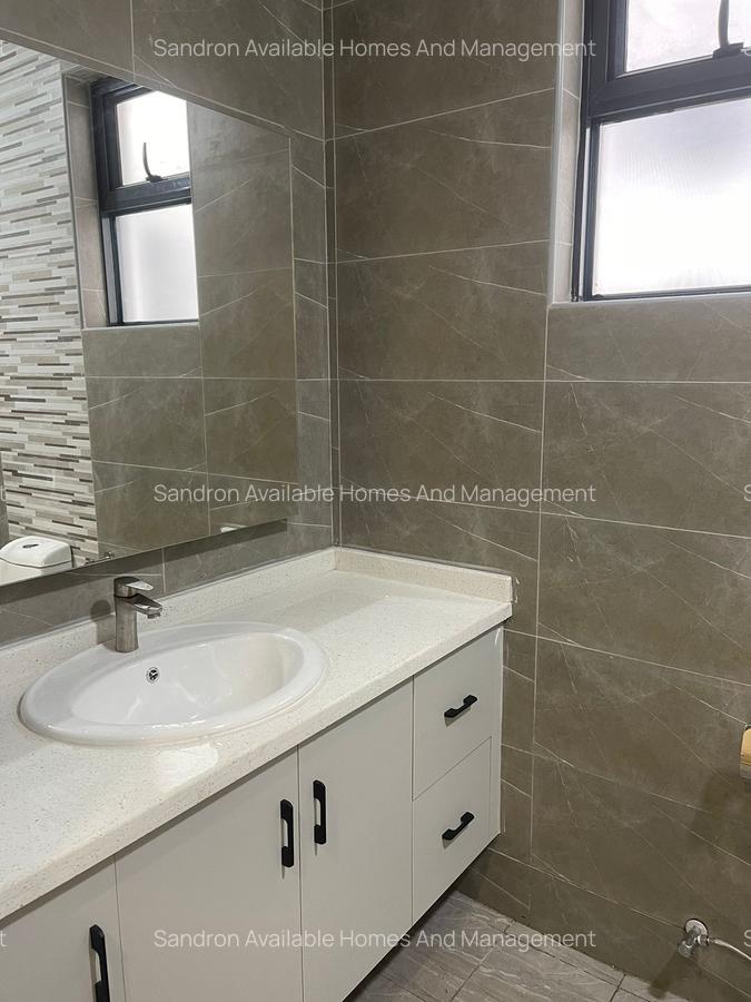 2 Bed Apartment with En Suite in Kileleshwa - 18