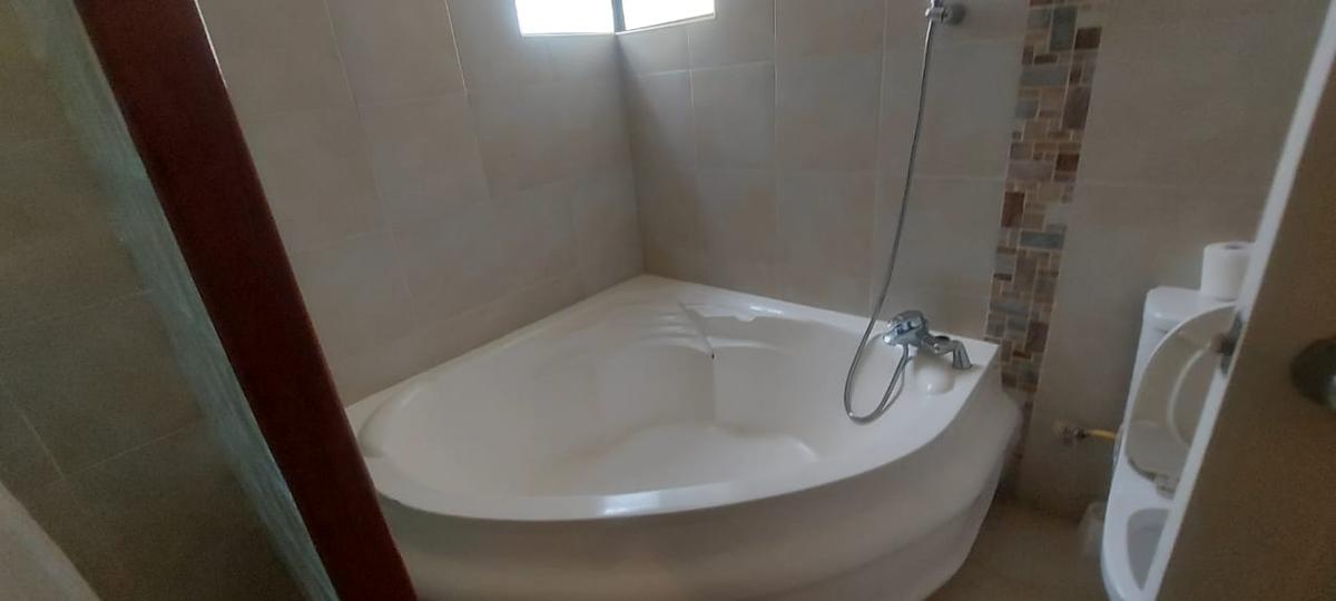 3 Bed Apartment with En Suite in Kileleshwa - 2