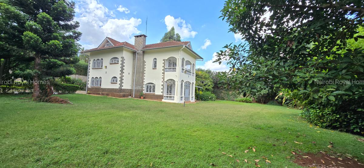 5 Bed House with En Suite at Runda Road - 5