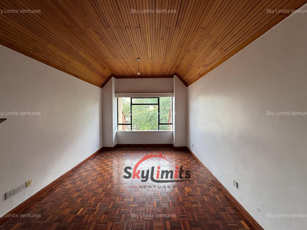 4 Bed Apartment with Swimming Pool in Kilimani - 13