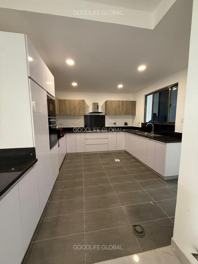 4 Bed Apartment with En Suite in Kileleshwa - 3