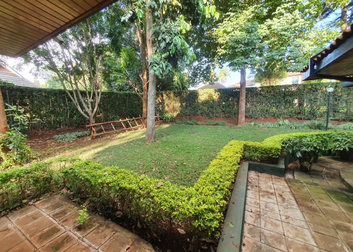 4 Bed House with En Suite in Runda - 4