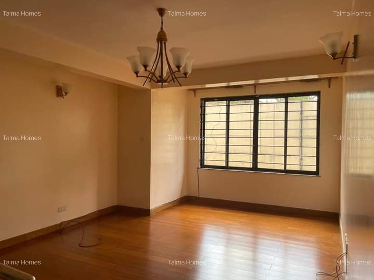 5 Bed Townhouse with En Suite at Lavi - 18