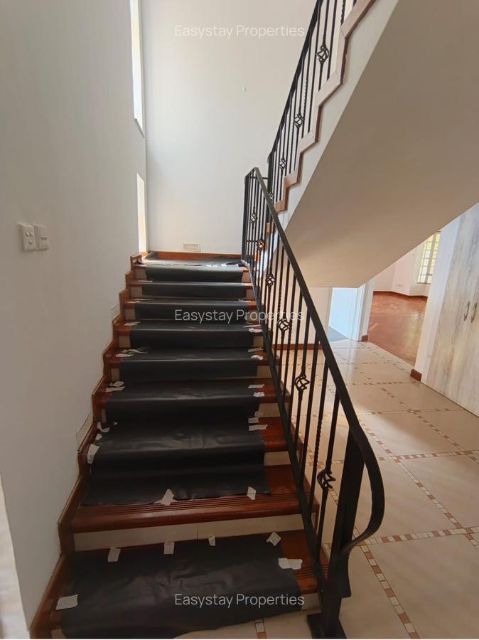 4 Bed House with En Suite in Gigiri - 17