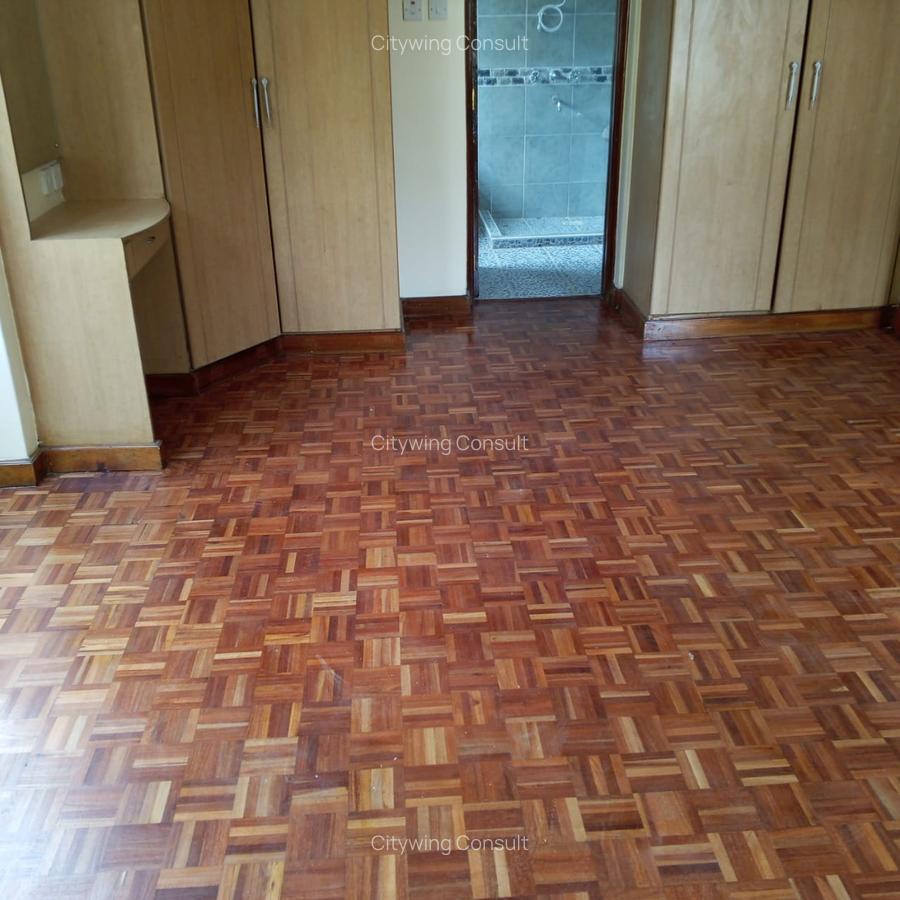 3 Bed Apartment with En Suite at Valley Arcade - 12