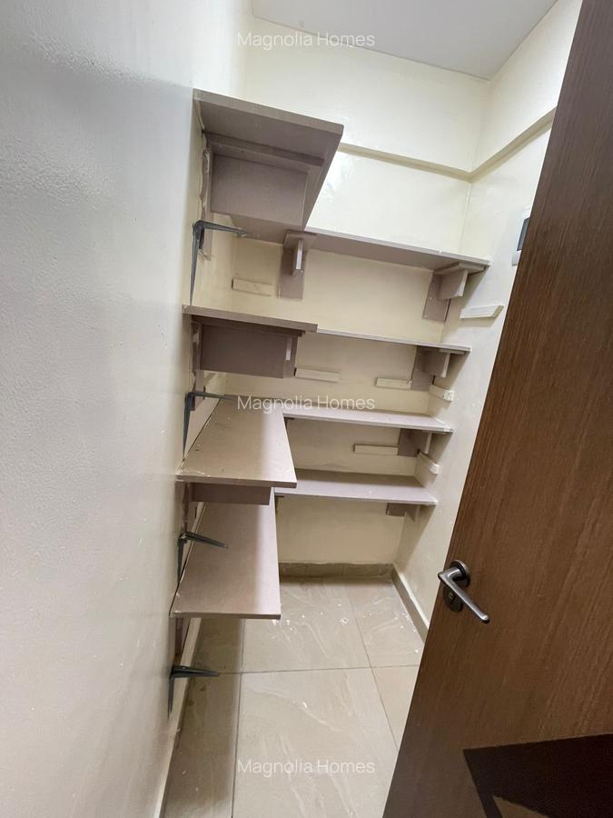 3 Bed Apartment with En Suite in Kilimani - 10