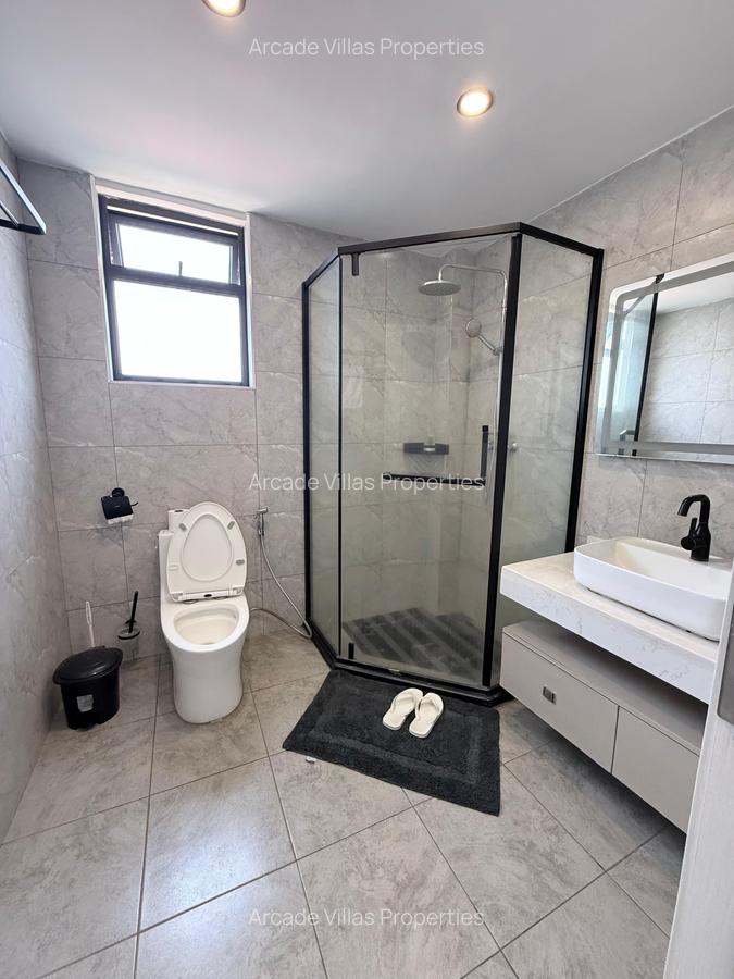 Serviced 3 Bed Apartment with En Suite in Kilimani - 10