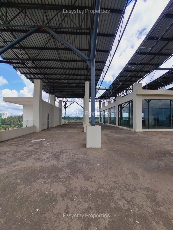 Commercial Property with Service Charge Included in Riverside - 3