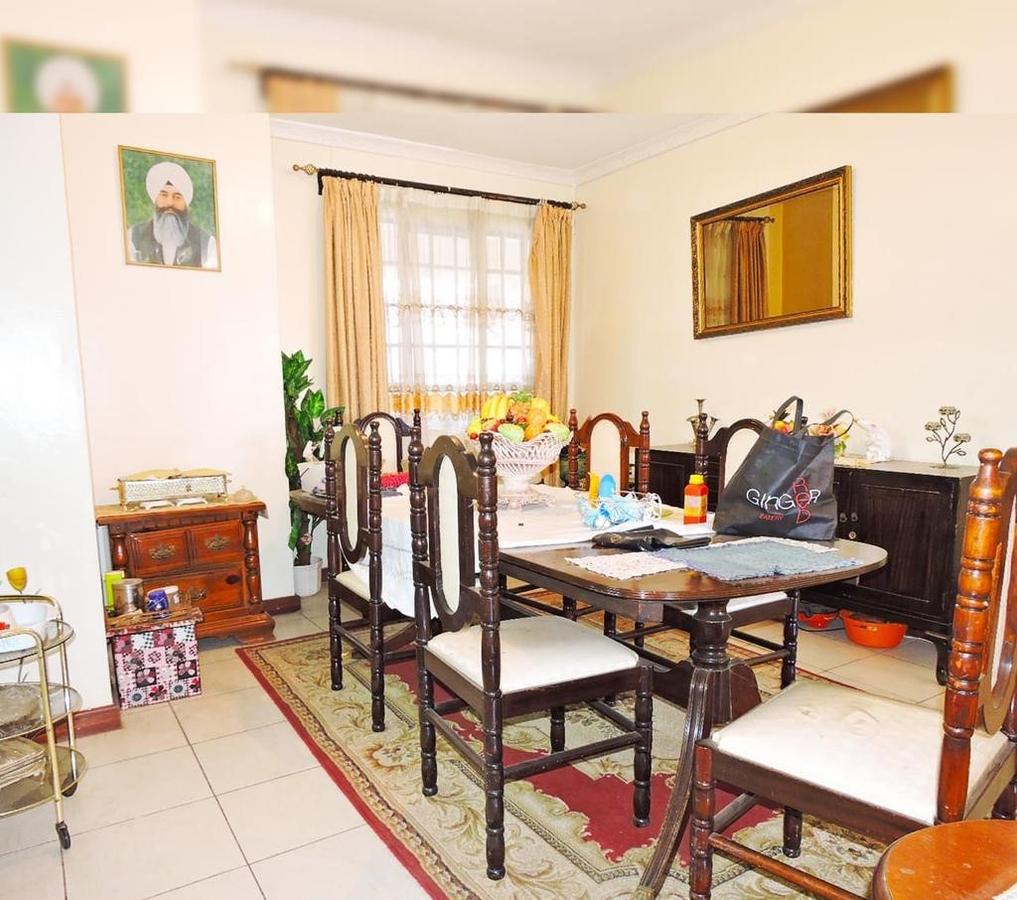 4 Bed Apartment with En Suite in Parklands - 5