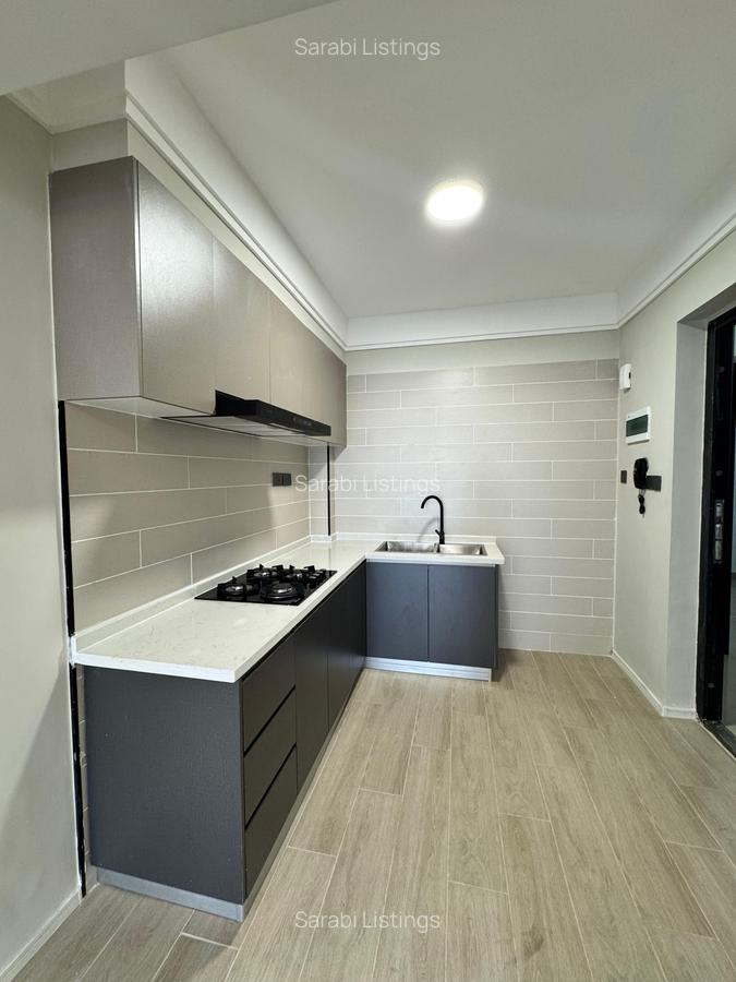 2 Bed Apartment with En Suite in Lavington - 6