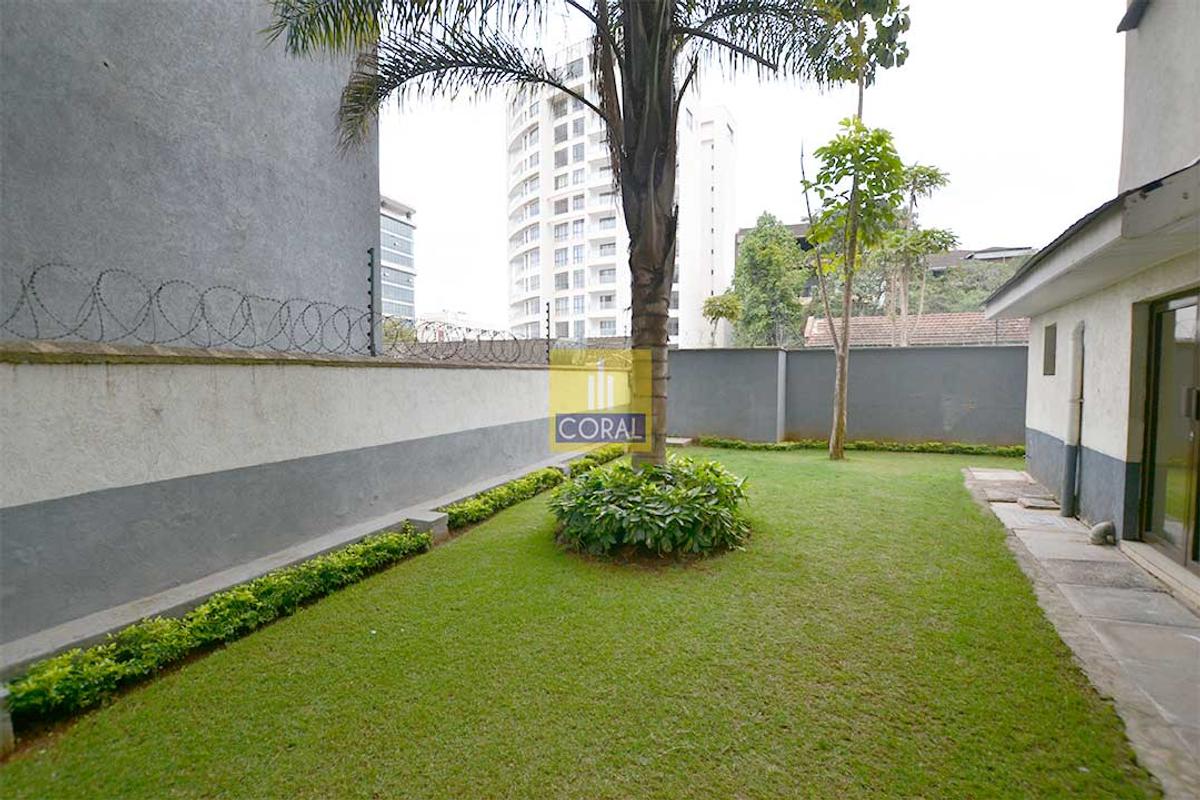 3 Bed Apartment in Rhapta Road - 18