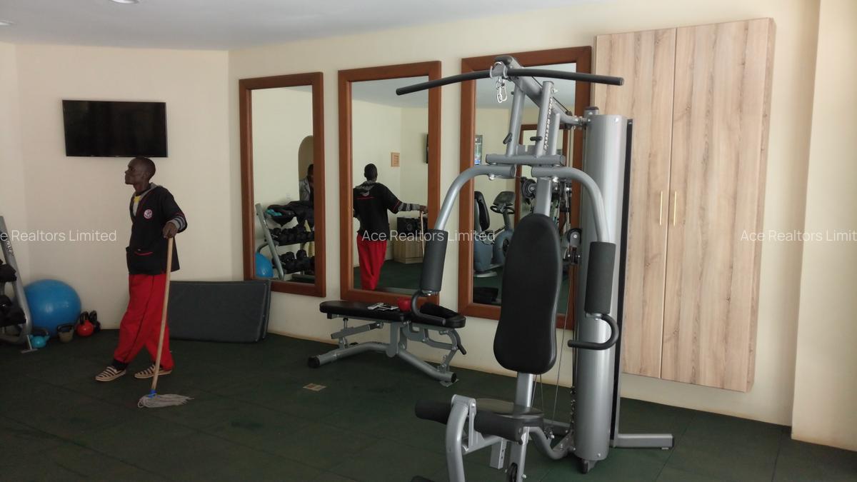 3 Bed Apartment with En Suite at 2Nd Parklands Avenue Nairobi - 10