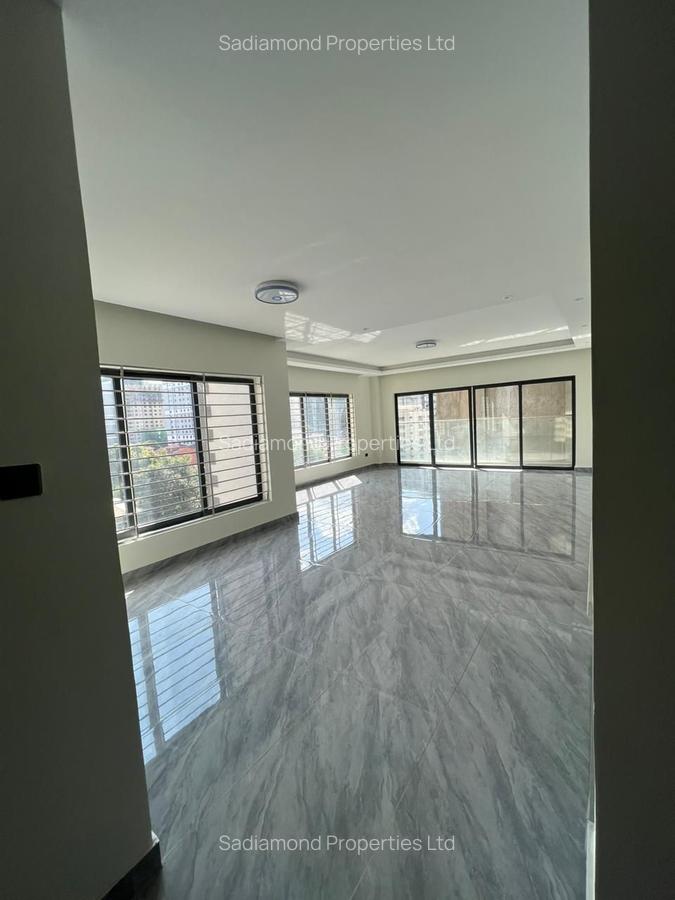 4 Bed Apartment with Swimming Pool in Parklands - 4