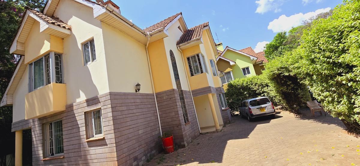 5 Bed Townhouse with En Suite at Nyeri Road - 1