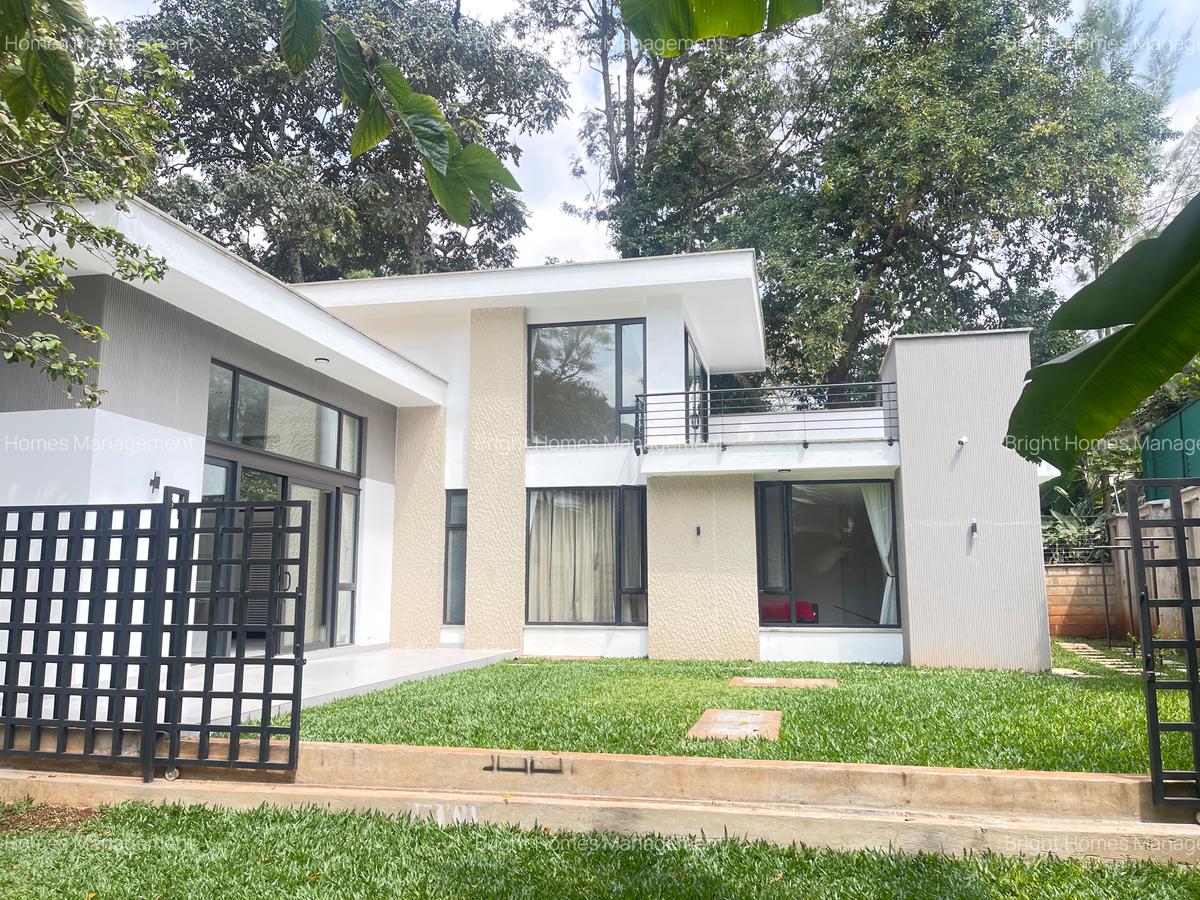 2 Bed Townhouse with En Suite in Lavington - 3