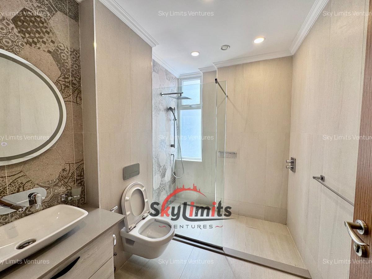 3 Bed Apartment with En Suite in Parklands - 13